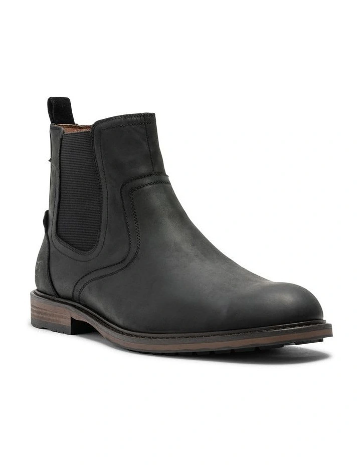 Dargaville Chelsea Boot in Onyx