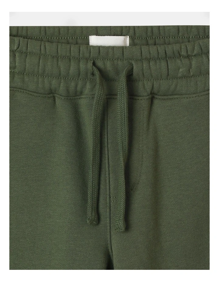Essentials Trackpant in Khaki