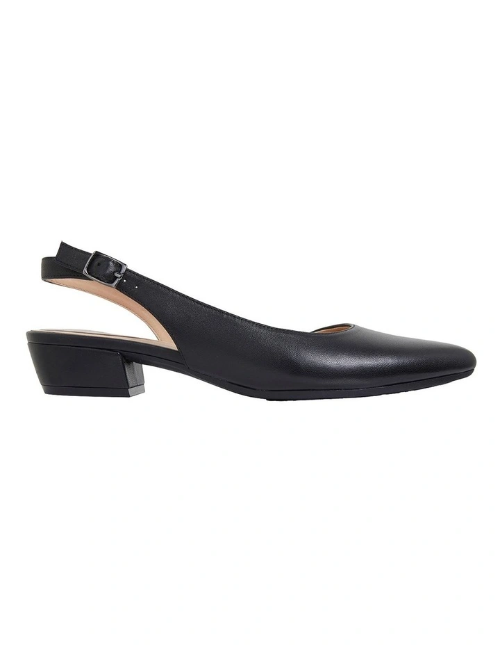 Ramsey Heeled Shoes in Black Leather