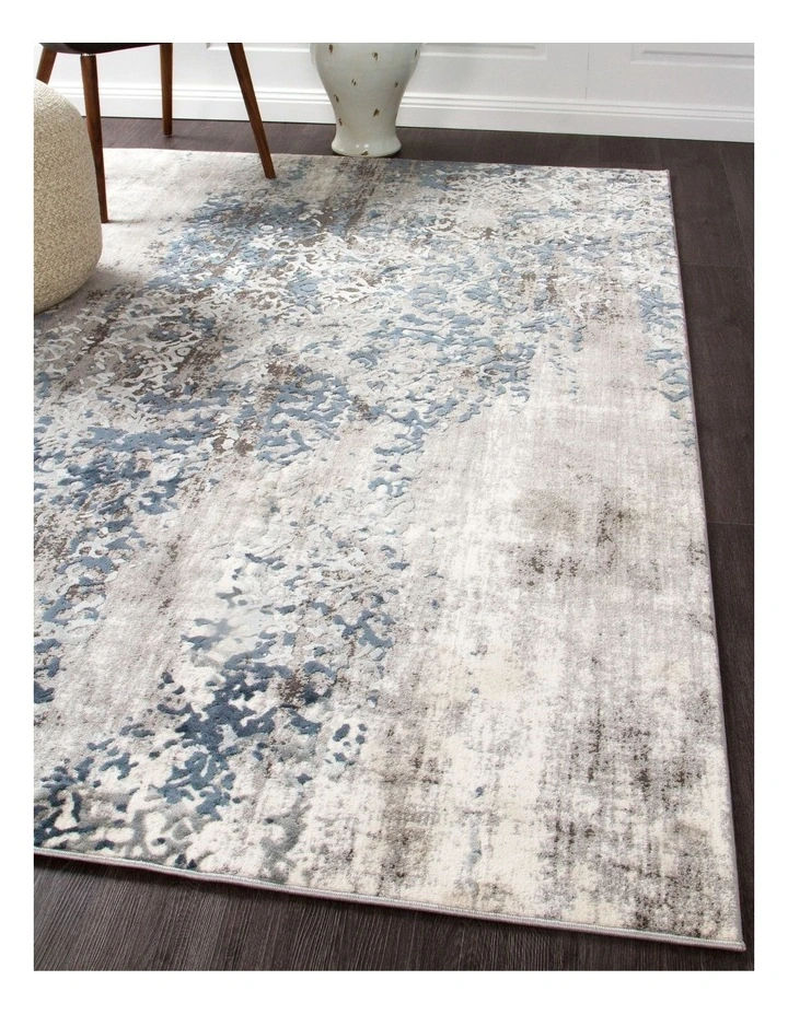 Kendra Casper Distressed Modern Rug in Multi