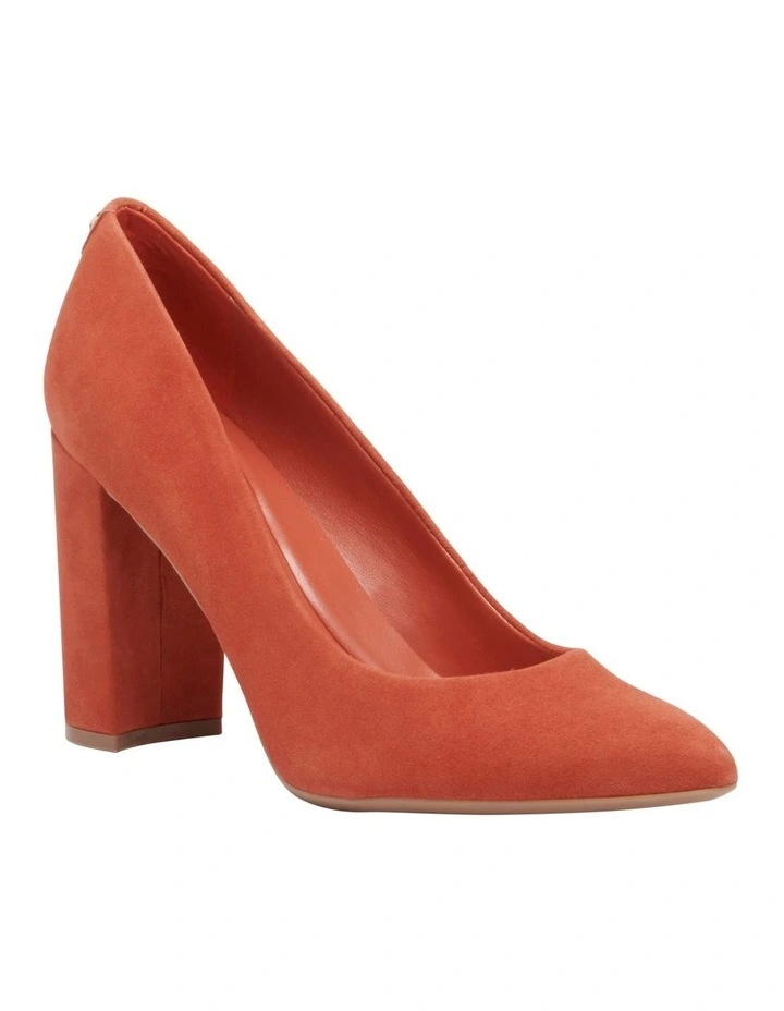 Astoria Pump in Orange