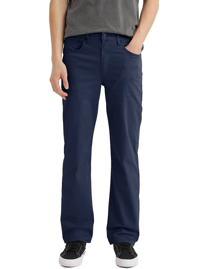 516 Straight Jeans in Naval Academy