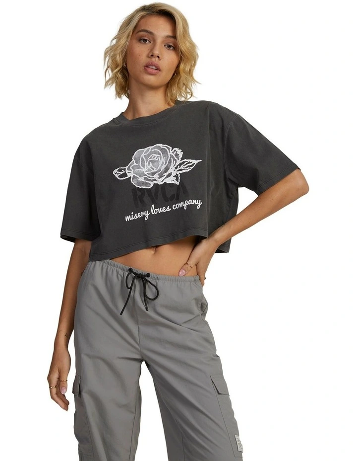 Company Half T-shirt in Washed Black