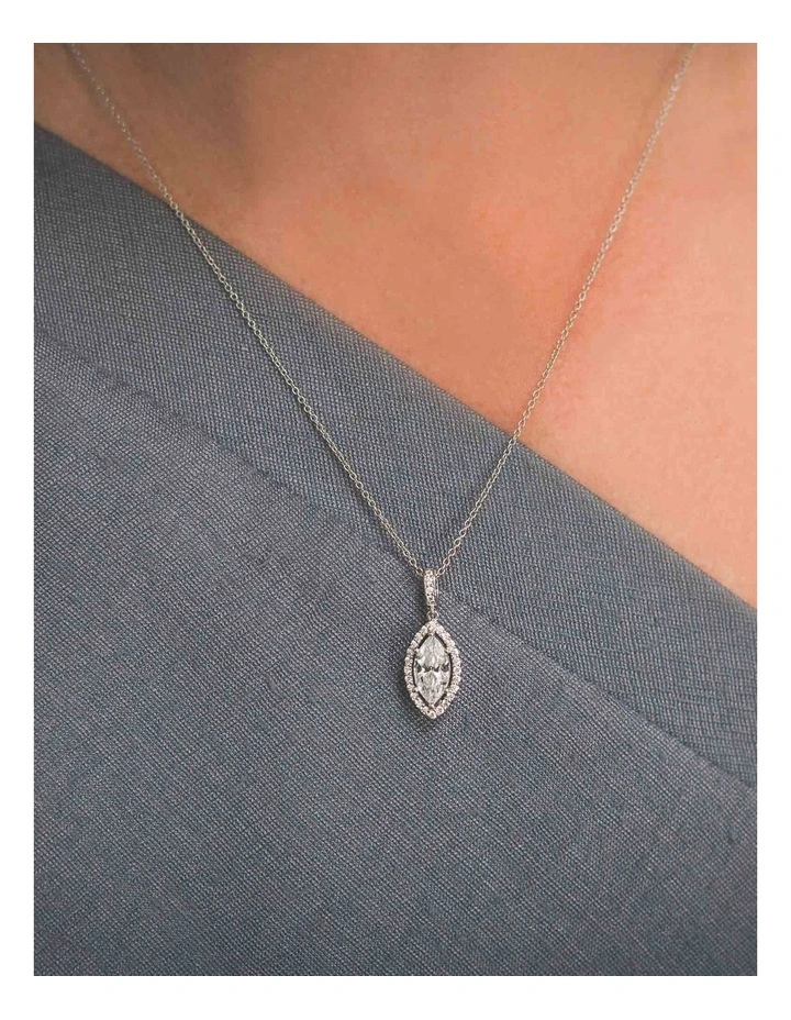 Heirloom Signature Pendant Necklace in Silver