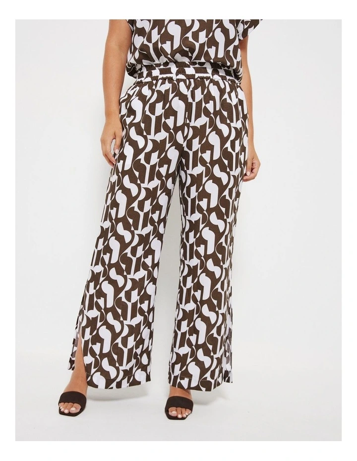 The Pant in Graphic Print
