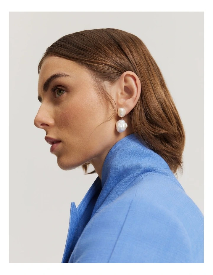 Freshwater Drop Earring in Gold