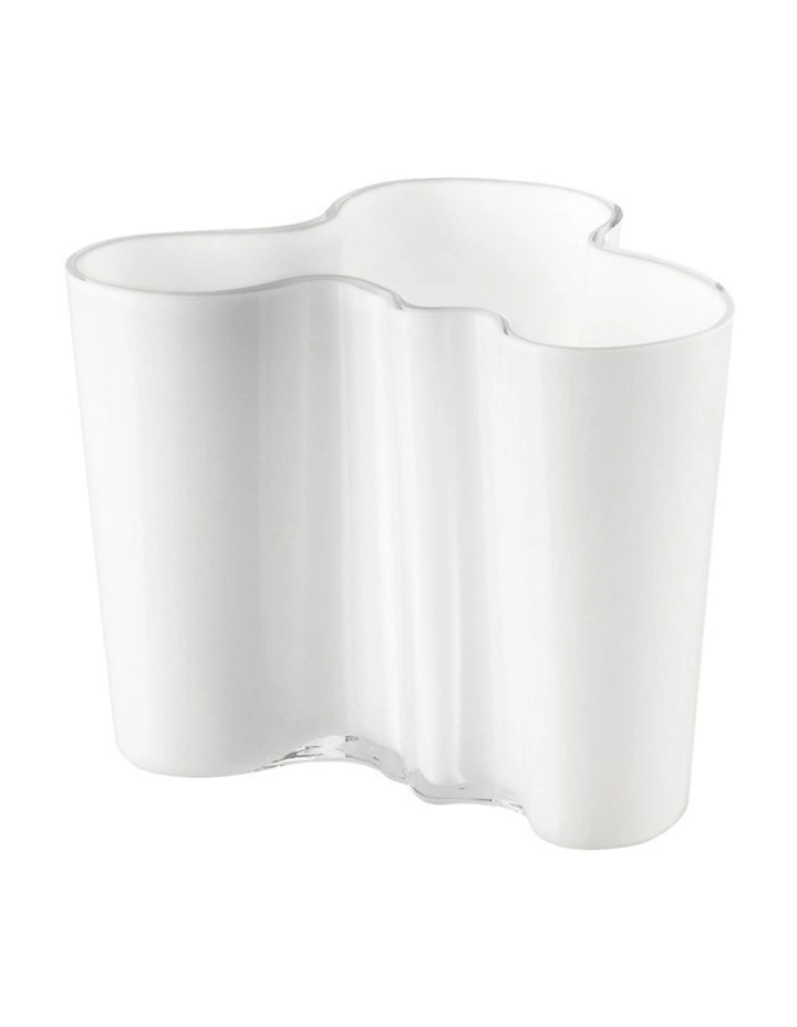 Alvar Aalto 12cm Glass Vase White