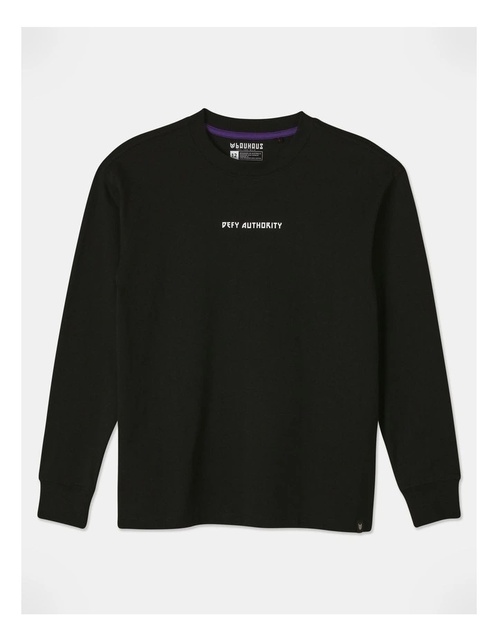 Long Sleeve Print tee With Cuff in Black