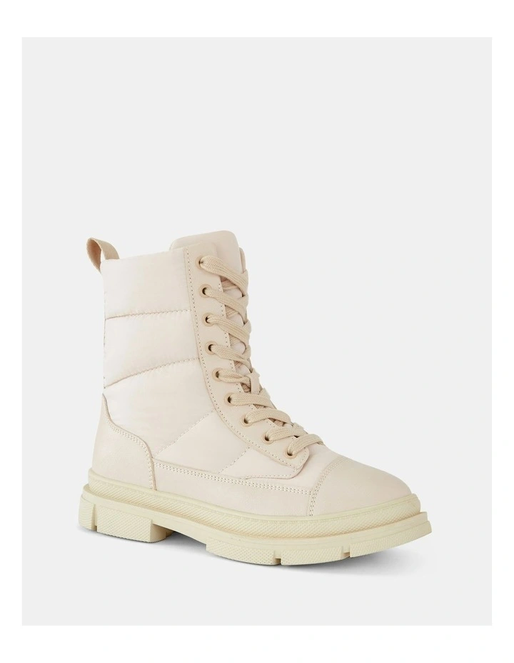 Dimitri Boots in Beige