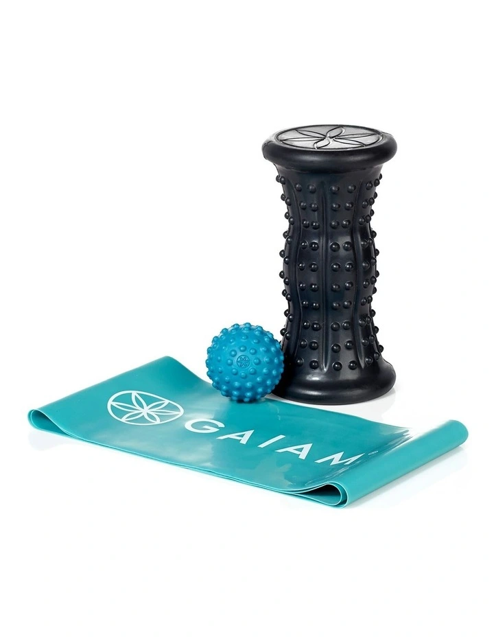 Treat Your Feet Kit Foot Roller Massager in Black/Blue