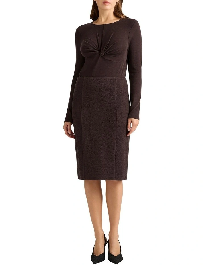 Solana Textured Skirt in Port