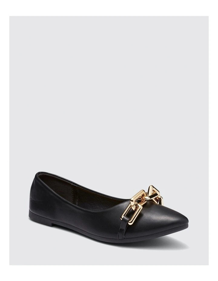 Chana Ballet Flats in Black