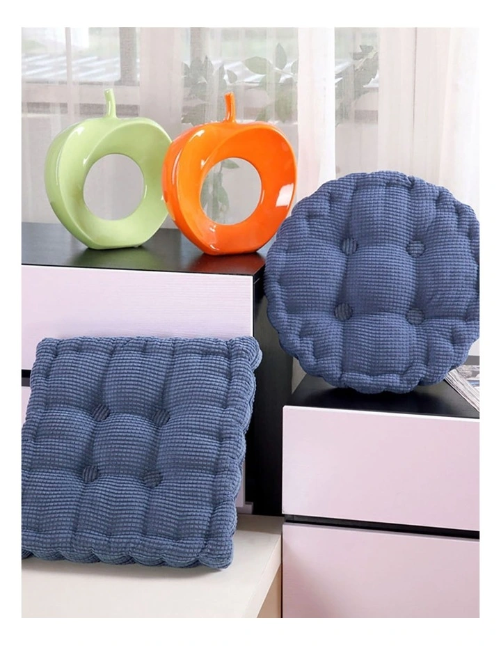 Round Cushion in Blue