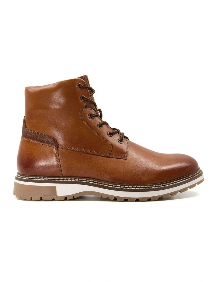 Contor Ankle Boot in Tan