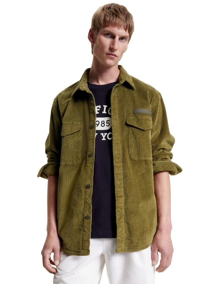 Corduroy Solid Overshirt in Green