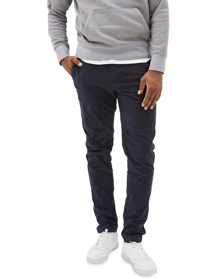 Flex Slim Lived-In Khaki Pant in Classic Navy