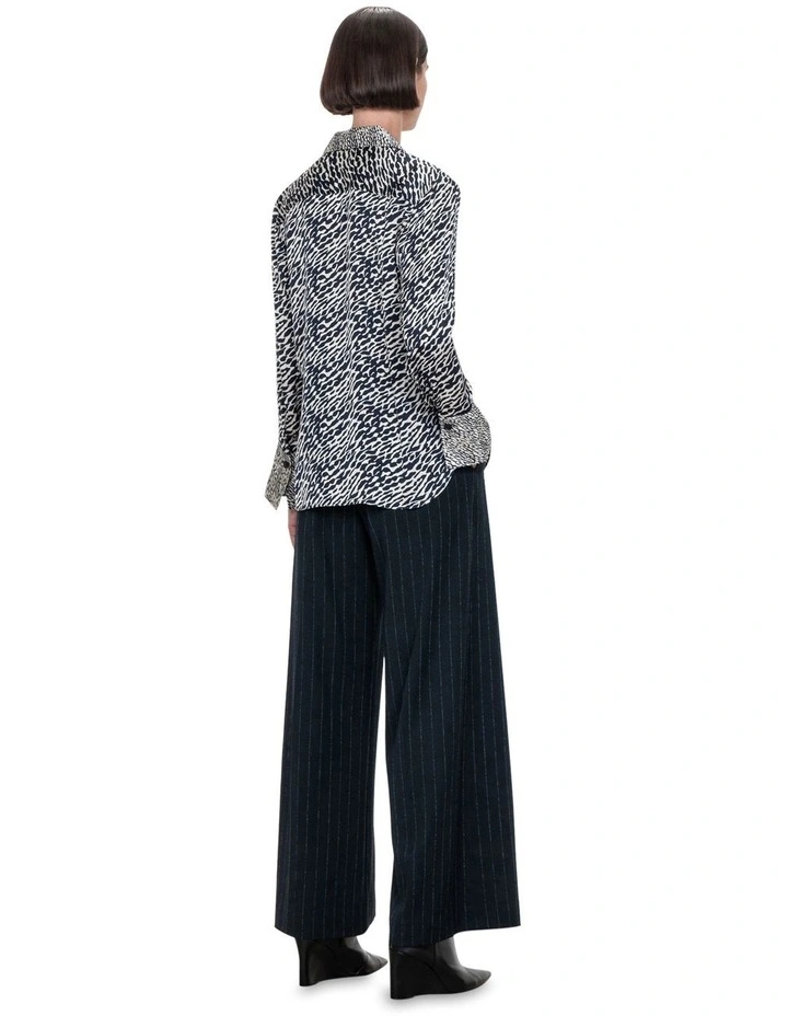 Lepoard Satin Button Shirt in Ink