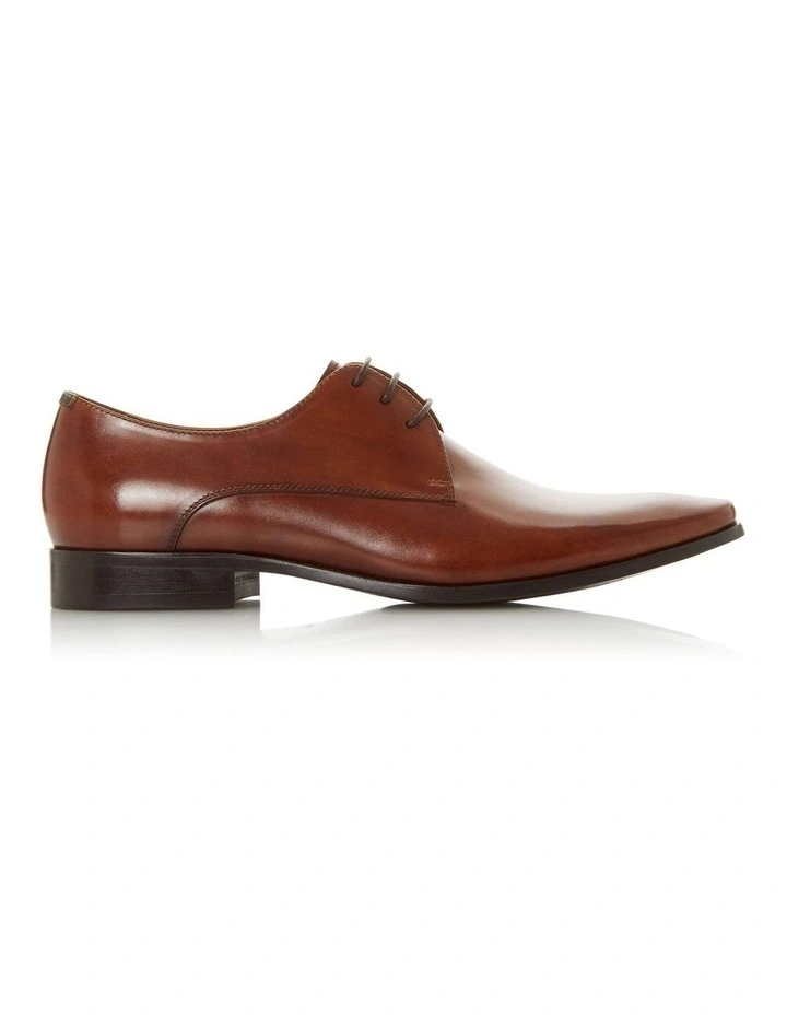 Streamline Lace Up Shoes in Tan