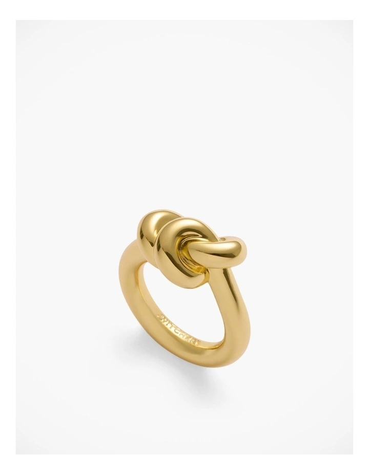 Knot Ring in Gold