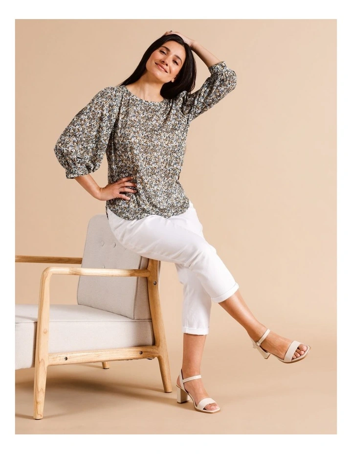 Recycled Polyester Blend 3/4 Blouson Sleeve Burnout Tee in Ditsy Floral