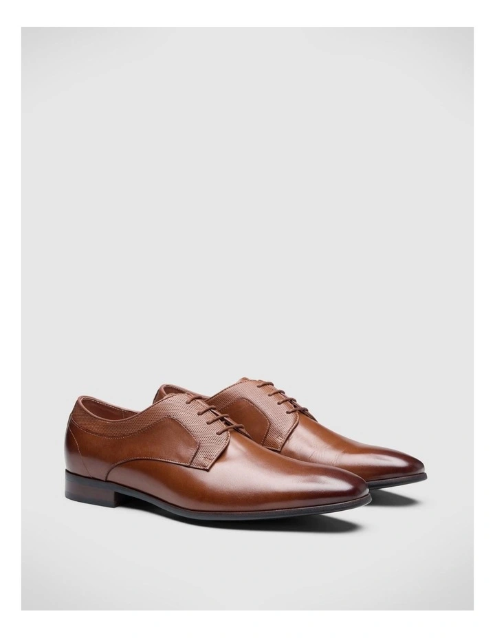Leather Derby Dress Shoe in Tan