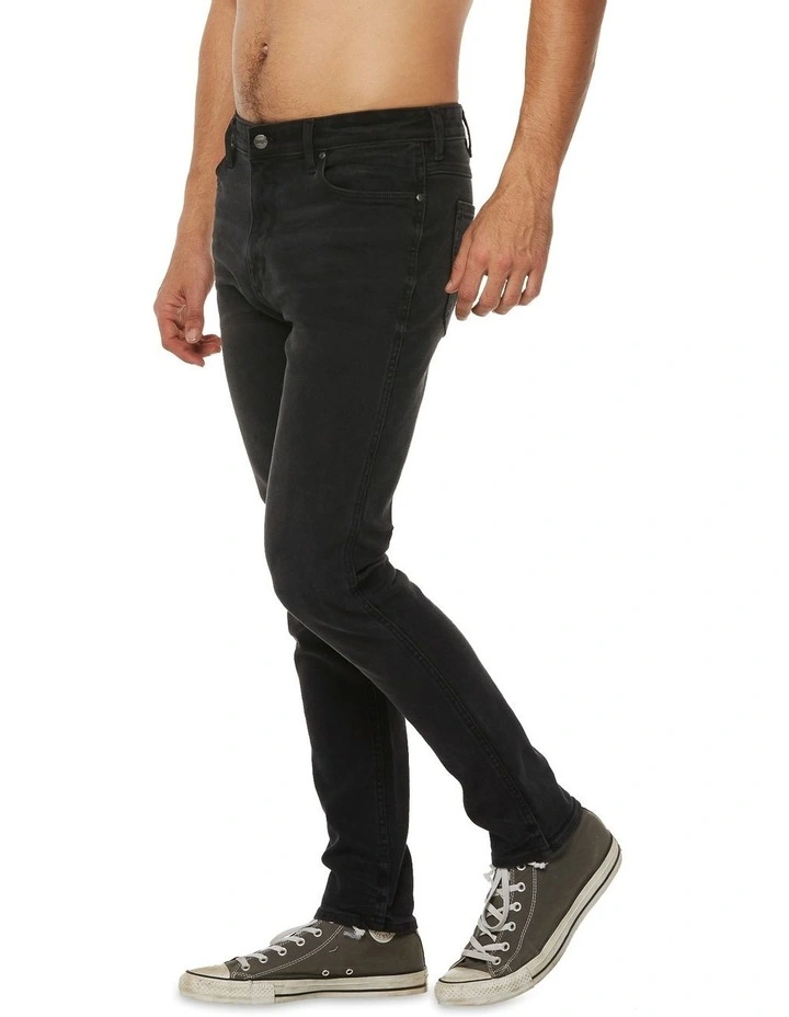 Stomper Low Rise Slim Tapered Jeans in Black