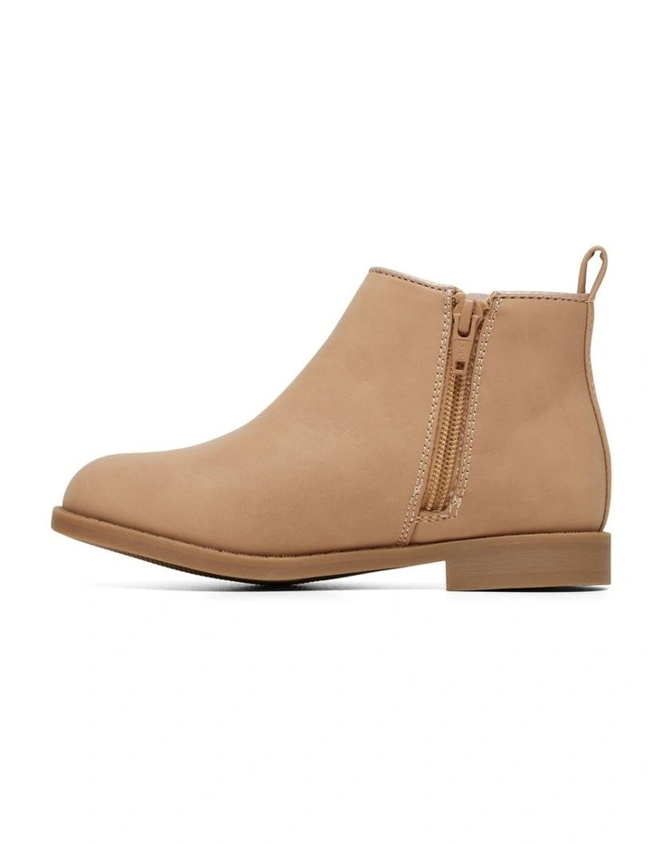 Elana Boots in Natural