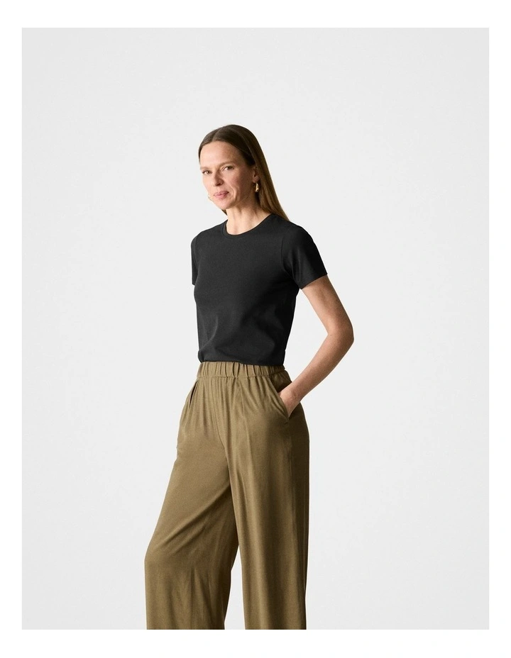 Organically Grown Cotton T-shirt in Black