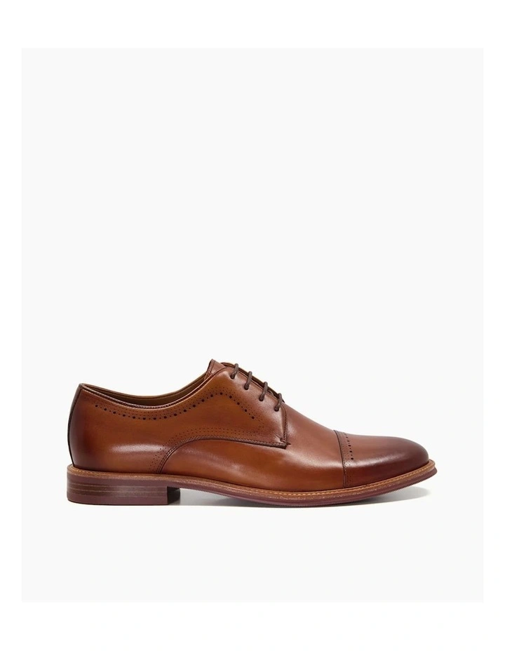 Savion Lace up Shoe in Tan