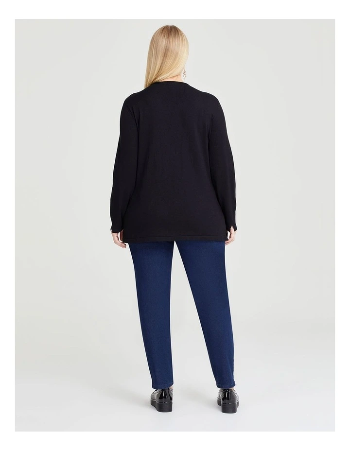 V Neck Natural Jumper in Black