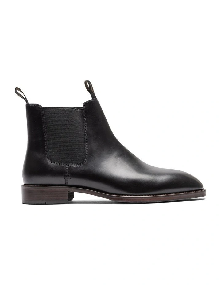 Farmlands Chelsea Boot in Nero