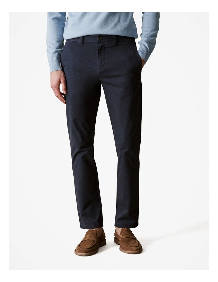 Regular Fit Chino Pant in Navy