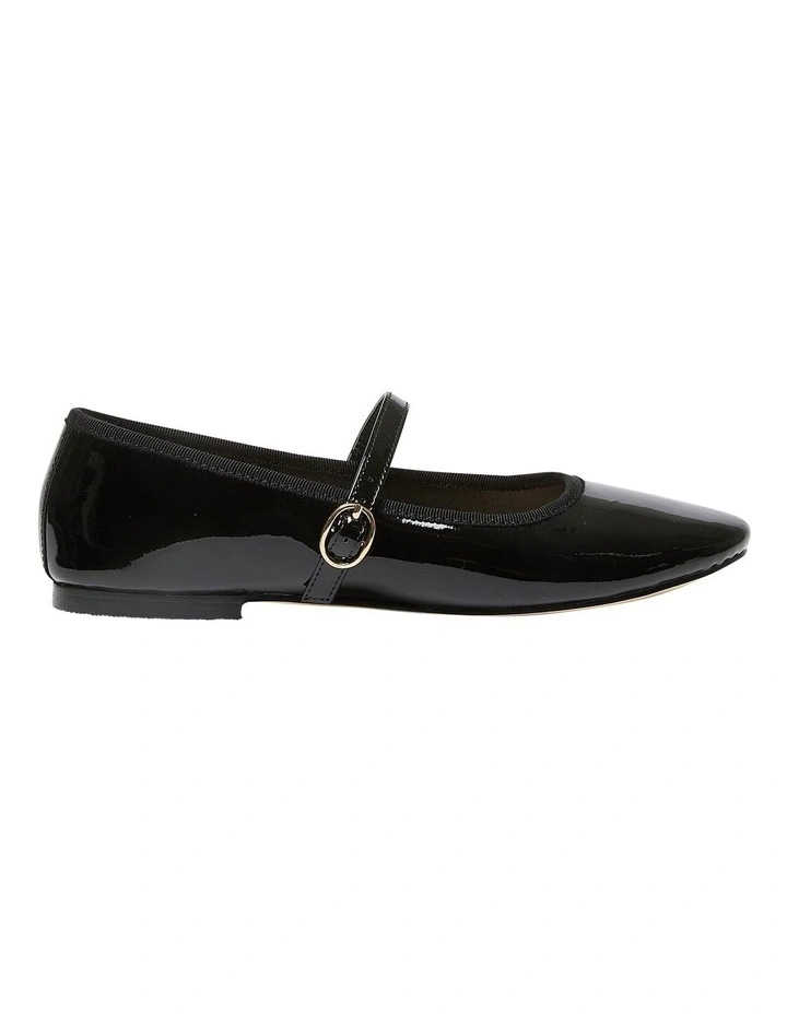 Molly Flat Shoes in Black Patent