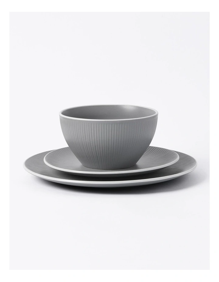 Maze 4 Person Ribbed Dinner Set 12 Piece in Matte Glaze Grey/White