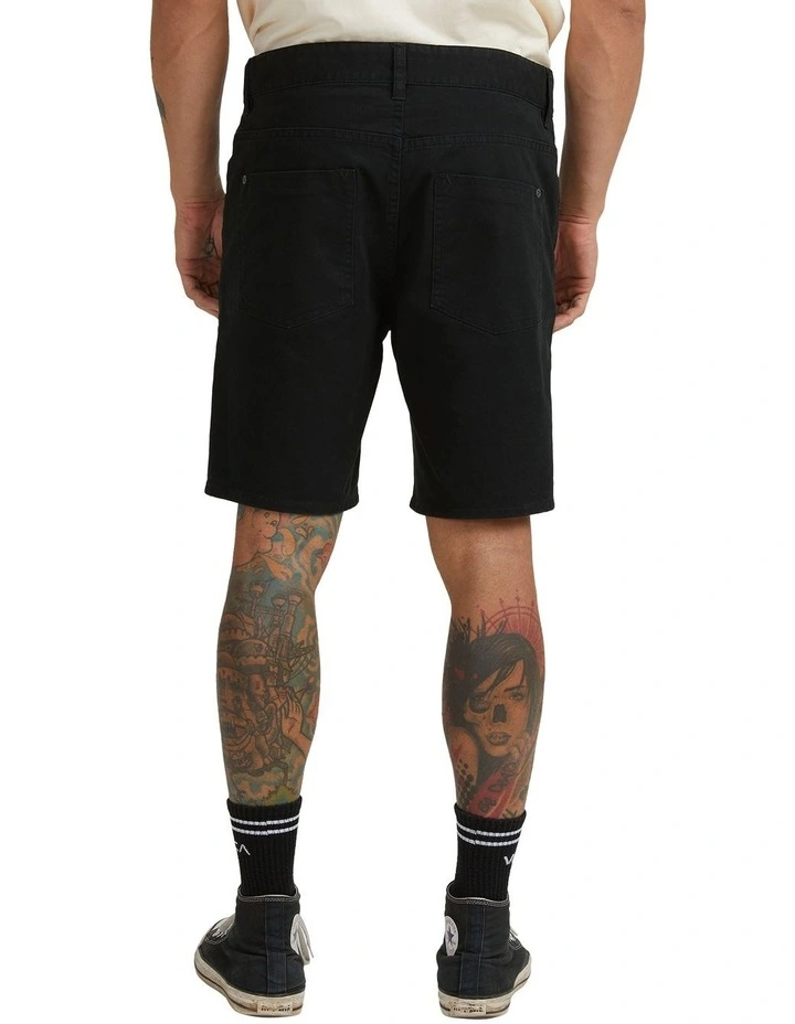 Daggers Twill Shorts in Black