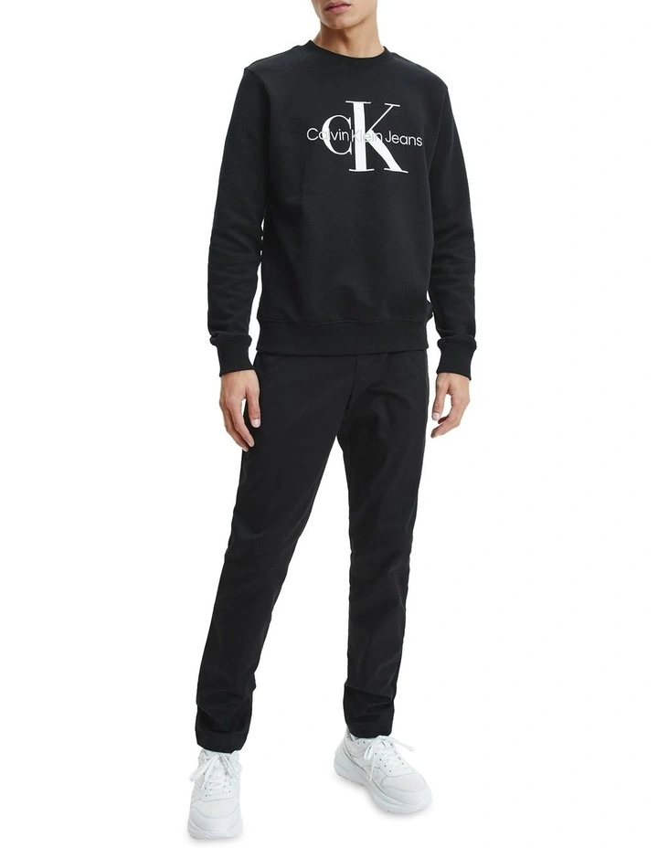 Core Monogram Crewneck in CK Black