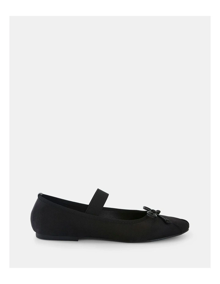 Zpindrella Ballet Flats in Black