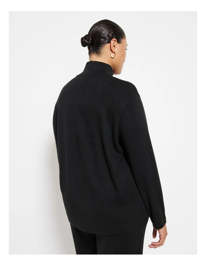 The Lounge Top in Black