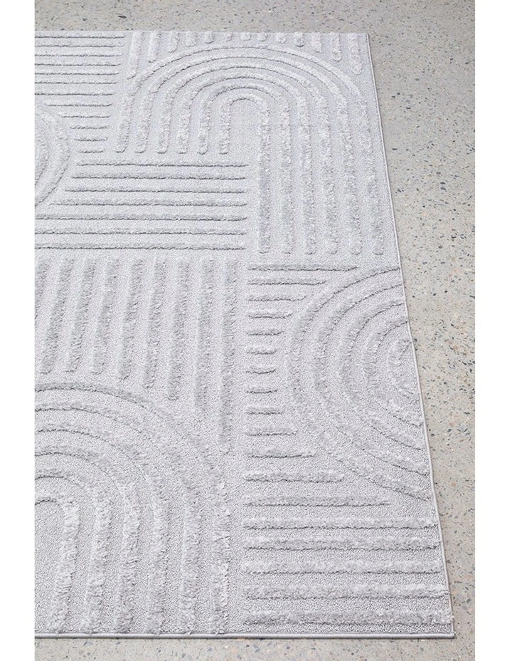 Marigold Dior Rug in Silver