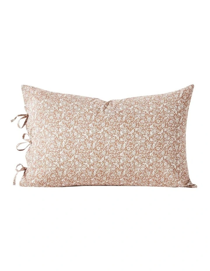 Varanasi Standard Pillowcase in Hazelnut