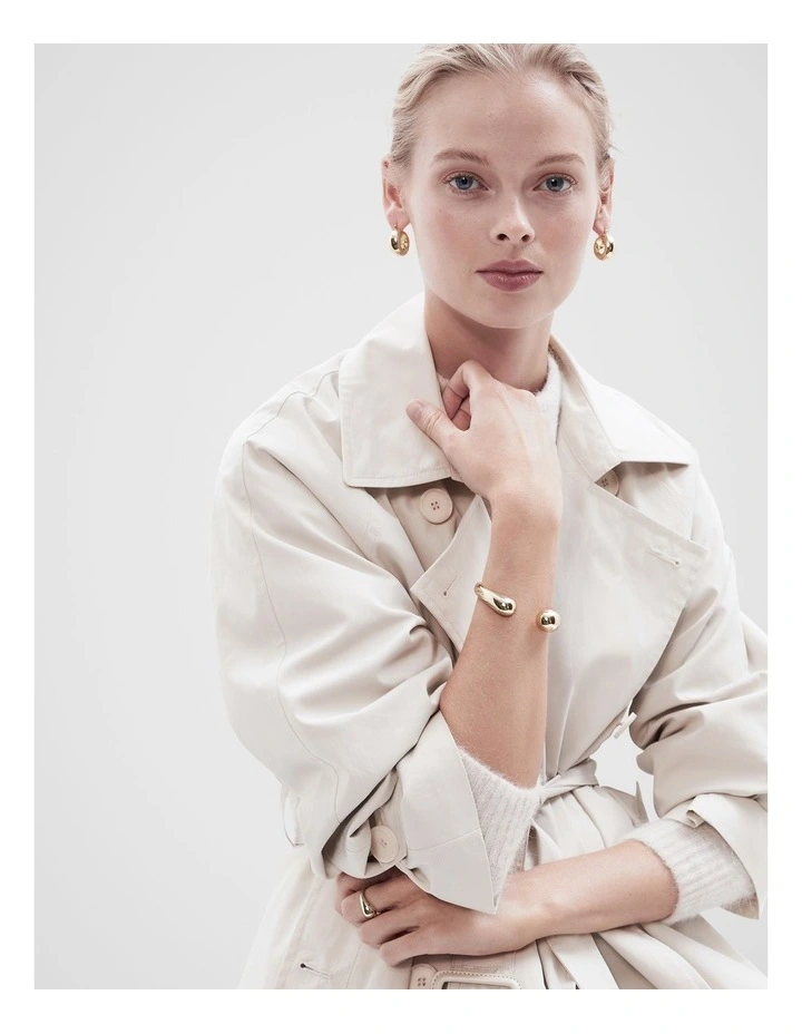 Organic Cuff in Gold