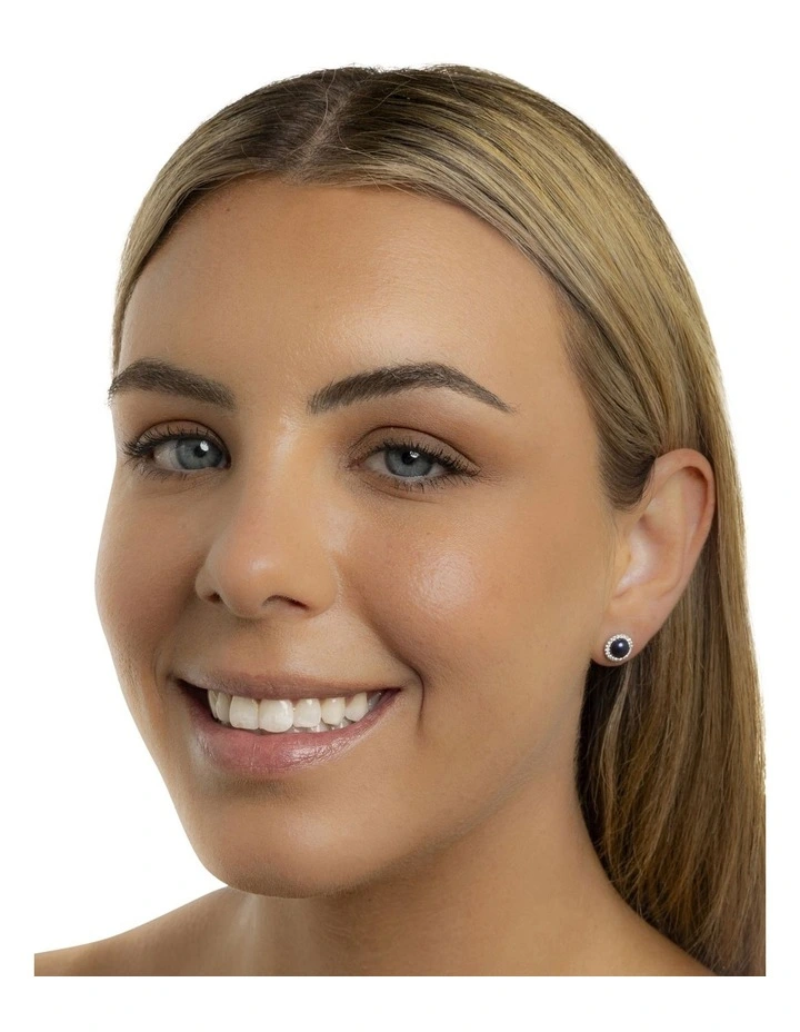 Peacock Pearl Stud Earrings in Black