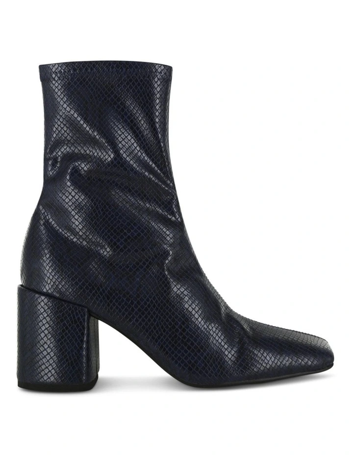 Indiyah II Boots in Navy