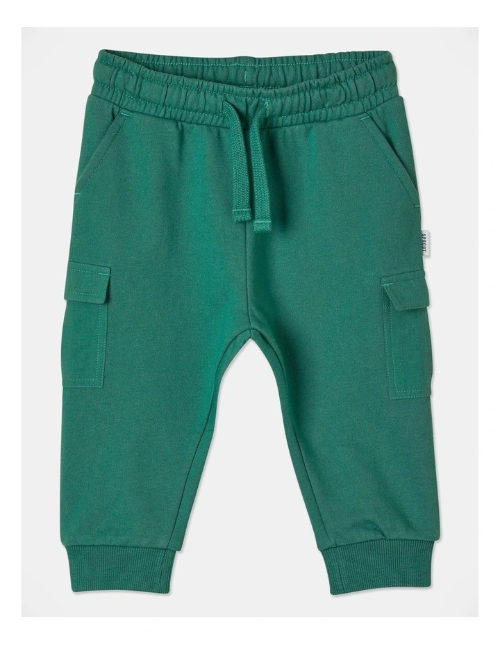 Knit Cargo Dark in Green
