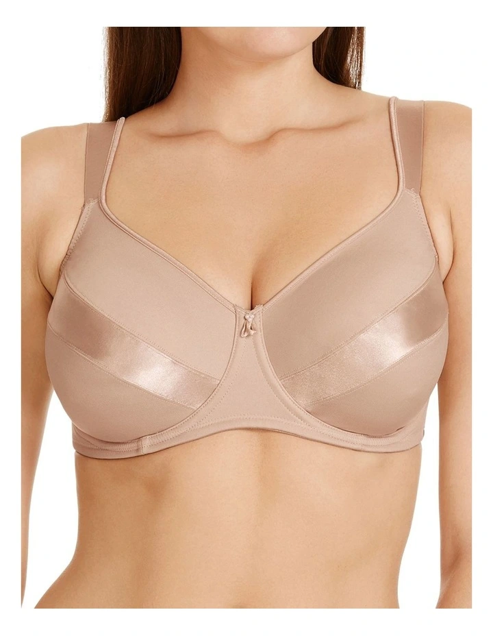 Minimiser Underwire Bra in Soft Powder
