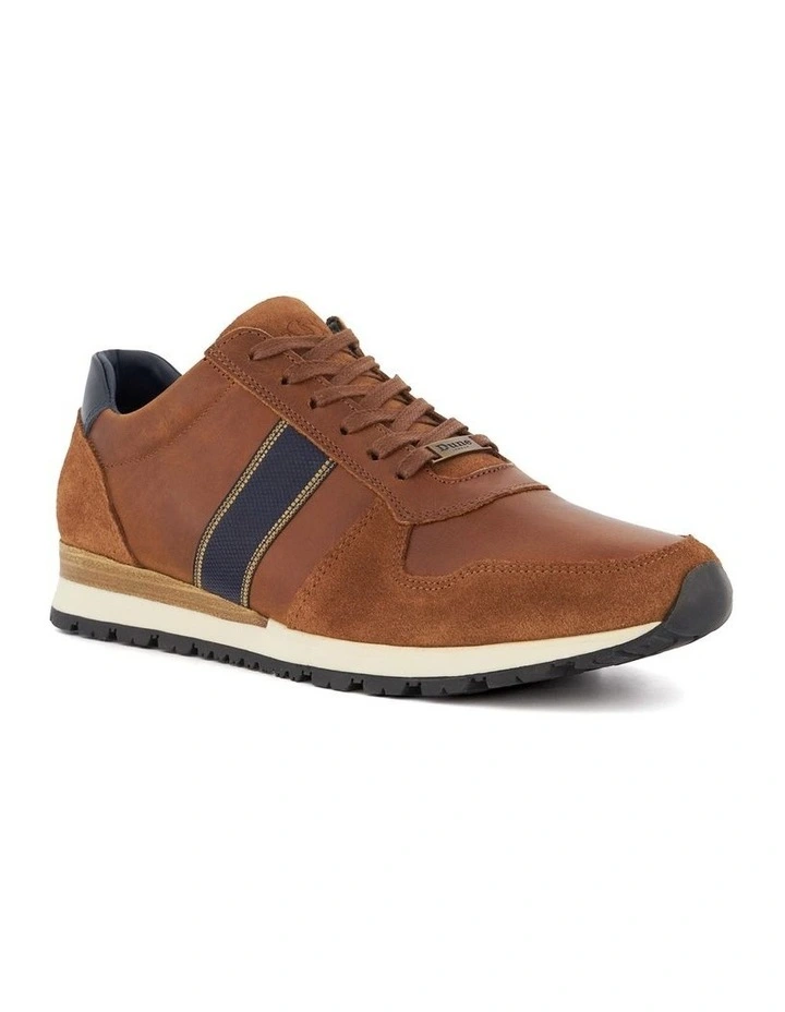 Treck Casual Sneaker in Tan