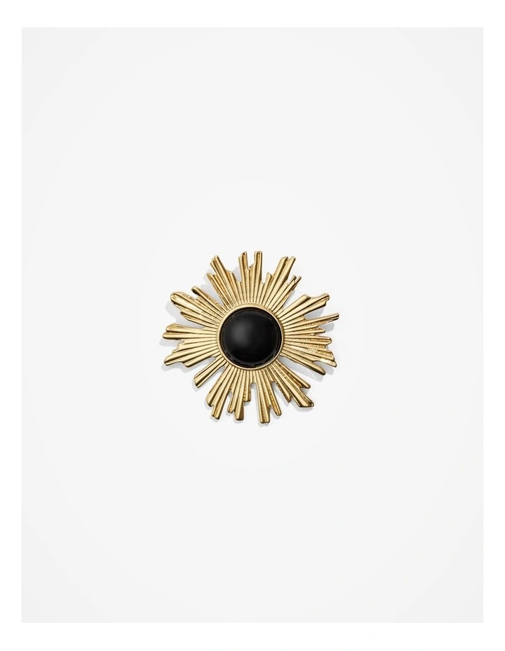 Margot Brooch in Gold