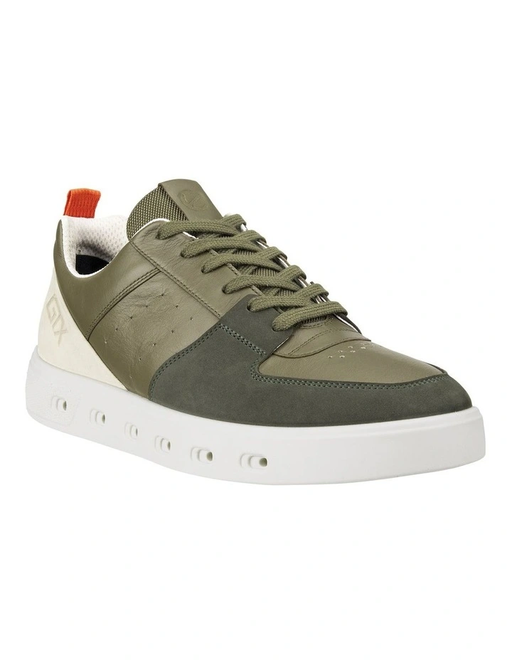 Street 720 Sneaker in Green