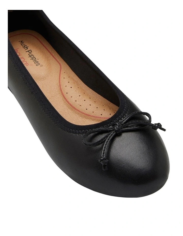 Dawn Flat Shoe in Black