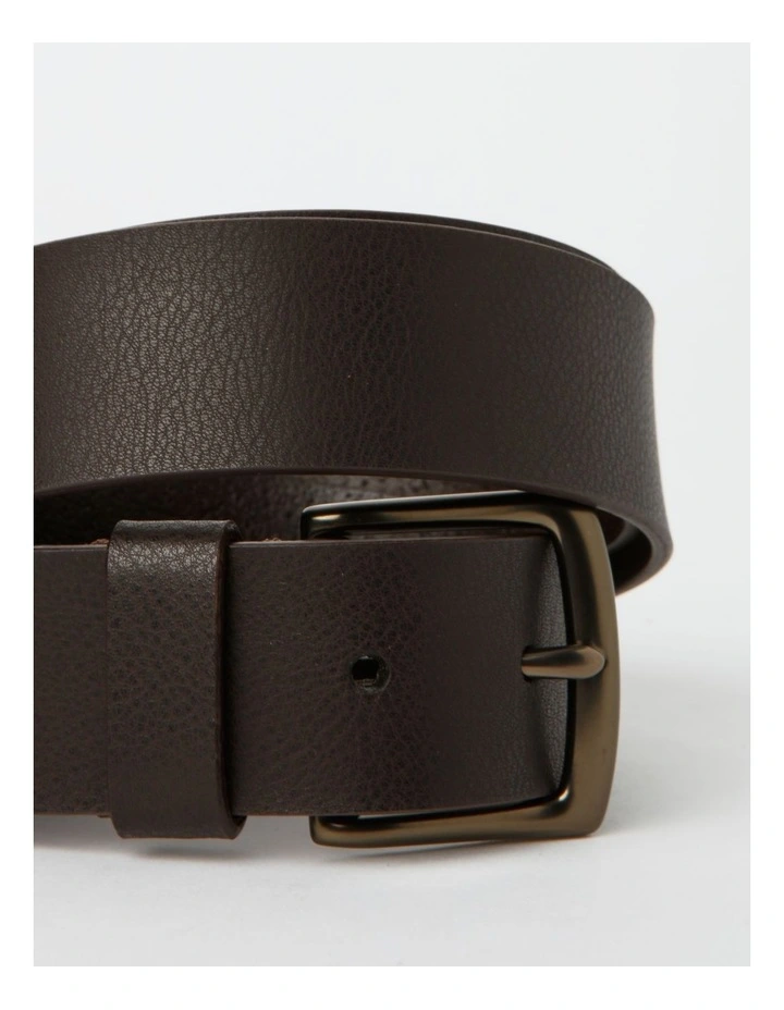 Casual Leather Belt in Dark Brown